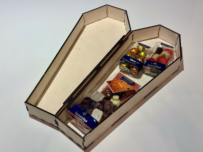 Coffin gift box inside